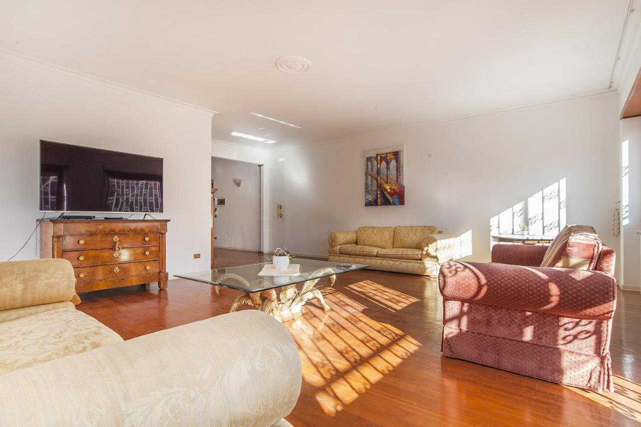 Eur Luminous And Large Family Terrace Apartment 罗马 外观 照片