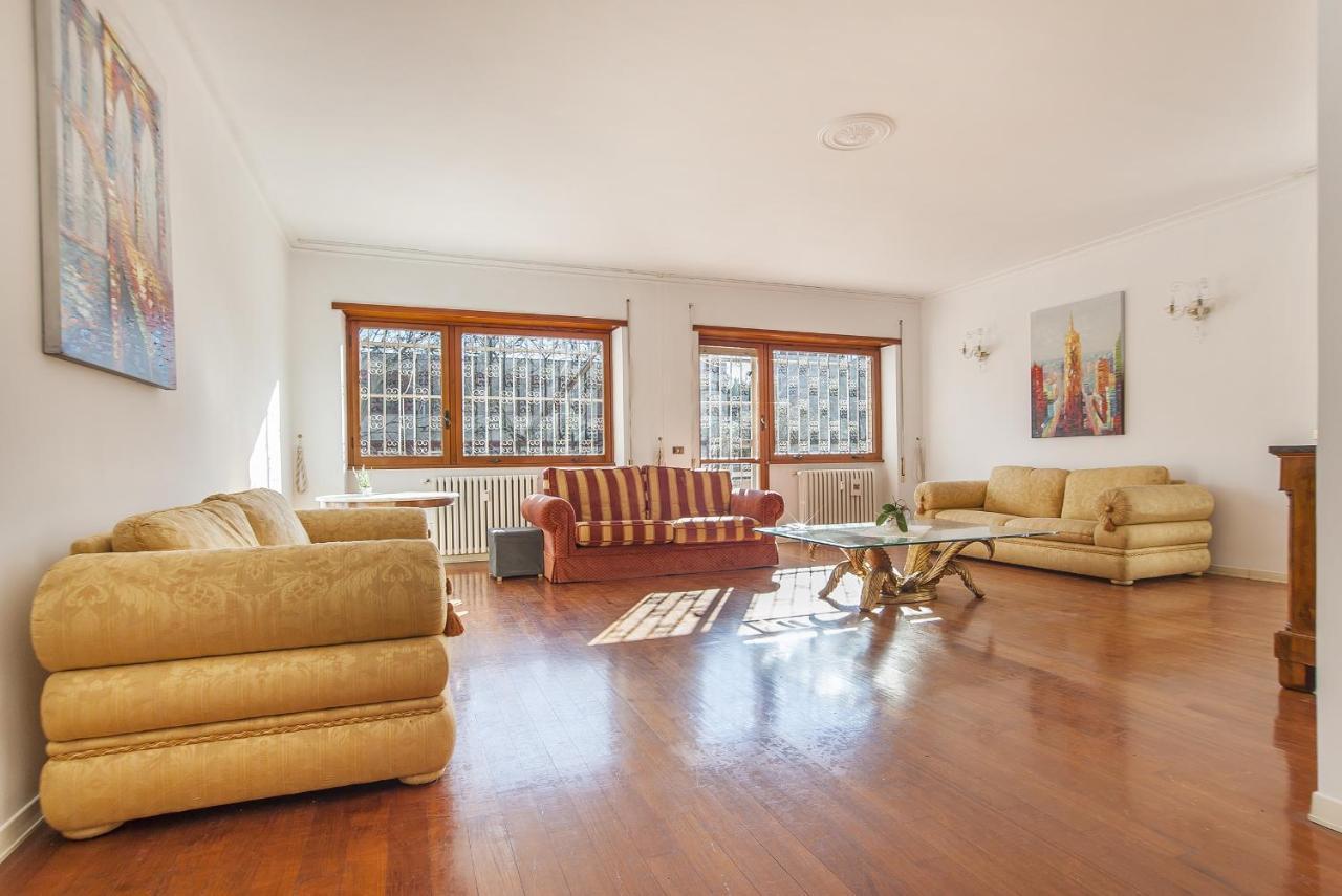 Eur Luminous And Large Family Terrace Apartment 罗马 外观 照片
